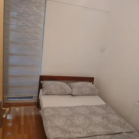 Apartment Danica 2 *
